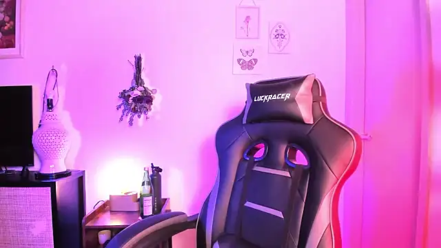 แชท XXX สดของ MelroseStrip