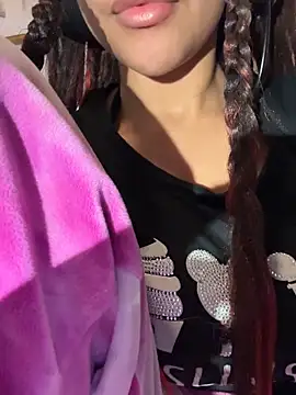 دردشة HaileyDiana الجنسية المباشرة