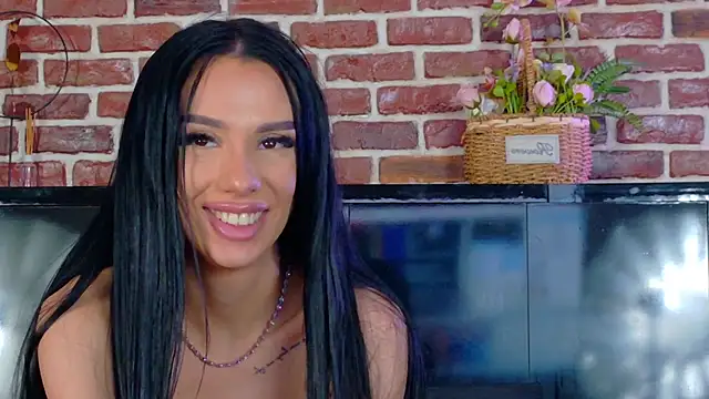 MidnightMuse3's Live XXX Chat