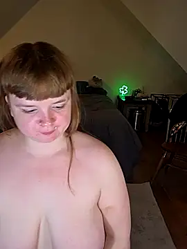 VelvetDiablo 即時 XXX 聊天