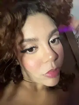 hannachris-: απευθείας συνομιλία ΧΧΧ