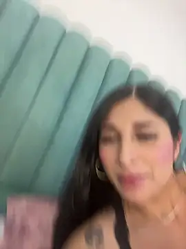 FrancescaSkuirt 라이브 XXX 채팅