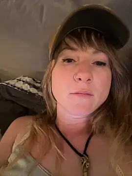 Pokazy przed kamerką – alluringpixie