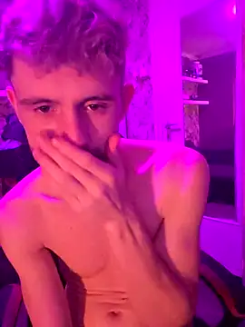 Dejvvvv95 现场XXX聊天