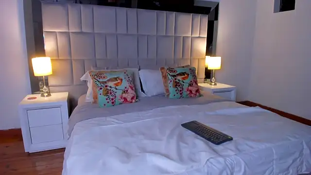 Tiffanyy_Lam 即時 XXX 聊天