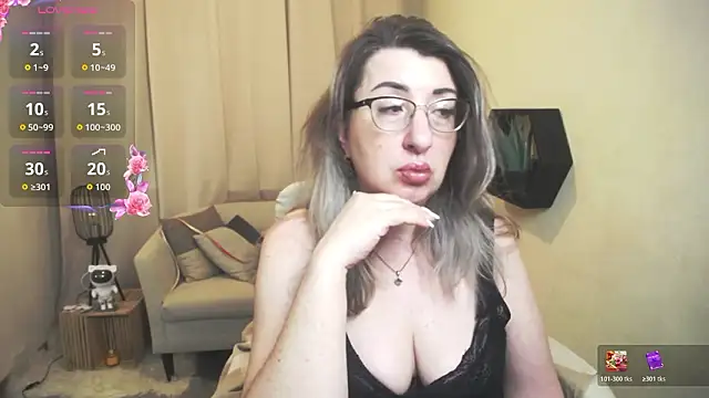 Вебкам-шоу KKMimiKK