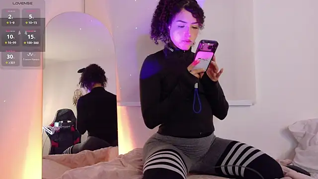 Lia_Tinez's Live XXX Chat