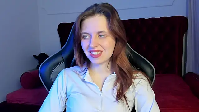 XXX chat uživo modela FreyaVey