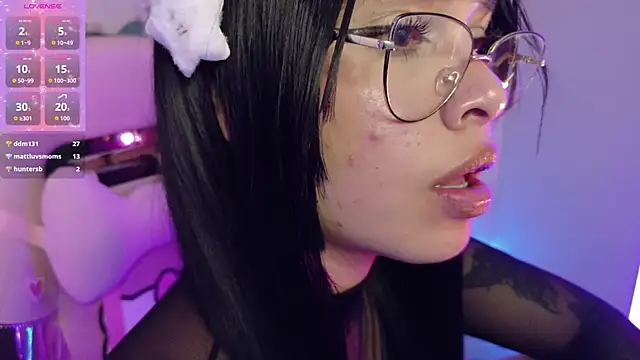 Czat XXX na żywo – Haelycute