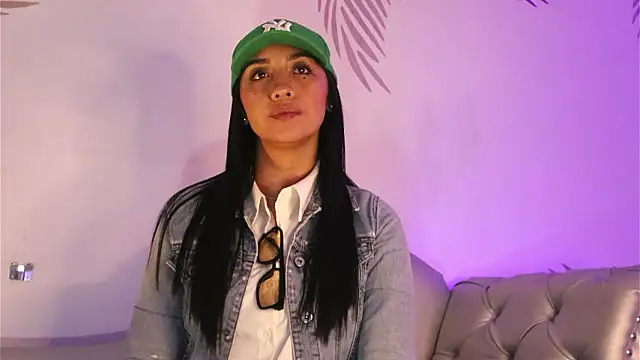 عرض كام ana_riveros