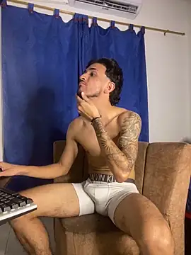 Show Webcam de Kriss_Edwards