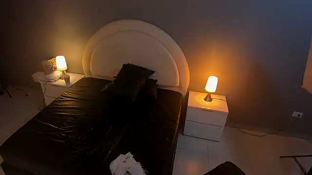 emilytowzen's Live XXX Chat