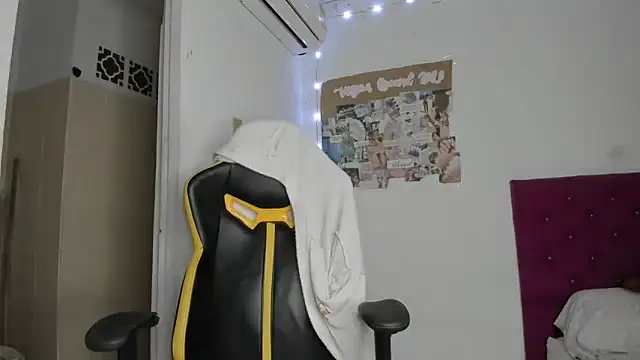 Chat +18 de emily_stars1 ao vivo