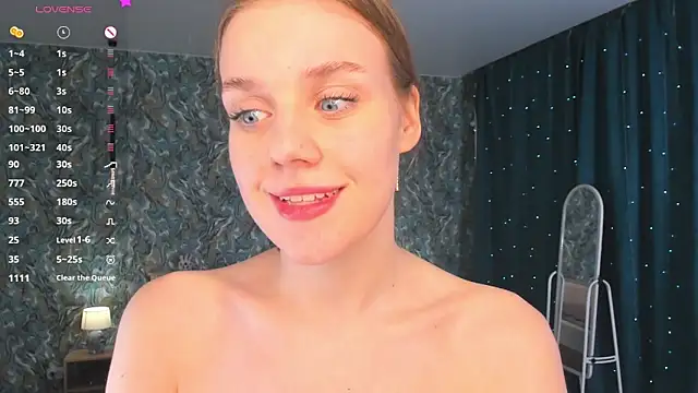 OdellaFrake Chat XXX in diretta