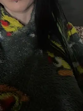 MissMidnightUK live XXX chat