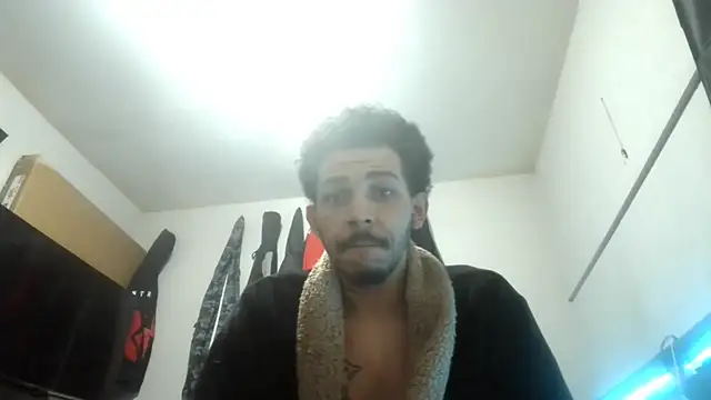 bigdickjojo69 live XXX chat