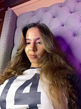 XXX chat uživo modela RouseColins