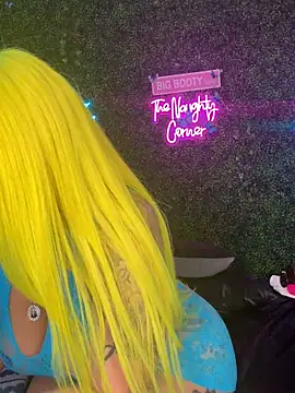 RenaThickAss: онлайн-секс-чат