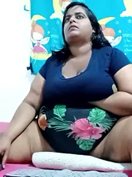 Онлайн чат XXX SusanaEshwar