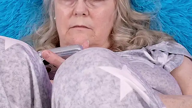 Kaitlyn_Winters: онлайн-секс-чат