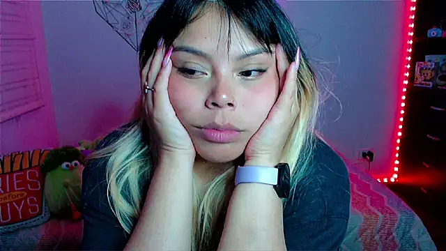 Chat +18 de EllieMoonX ao vivo