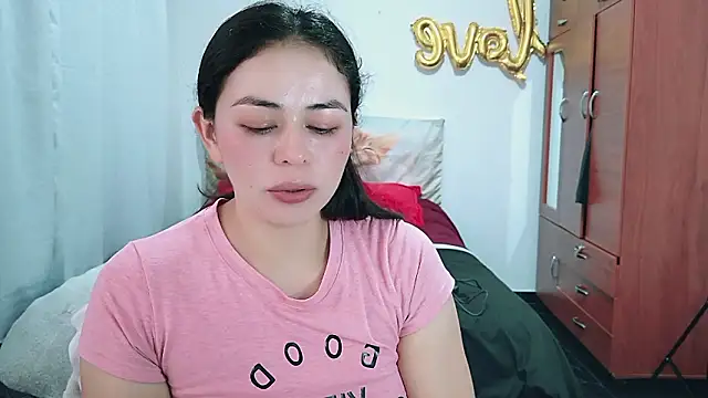 Chatroom XXX en direct de mayhott2