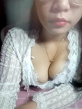 Eye-squirt 在線直播表演