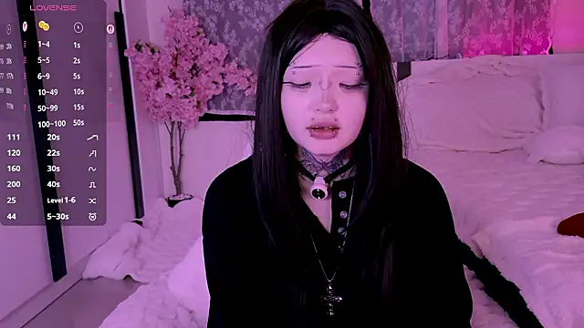 Lein_Bone élő XXX-chatje