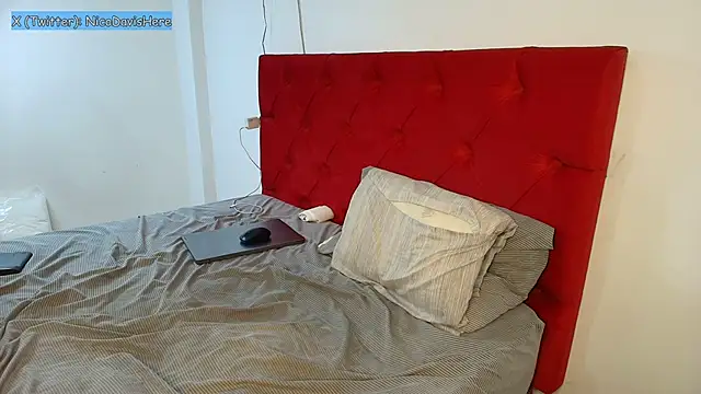 NicoDavisOfficial Adlı Modelin Web Kamerası Şovu