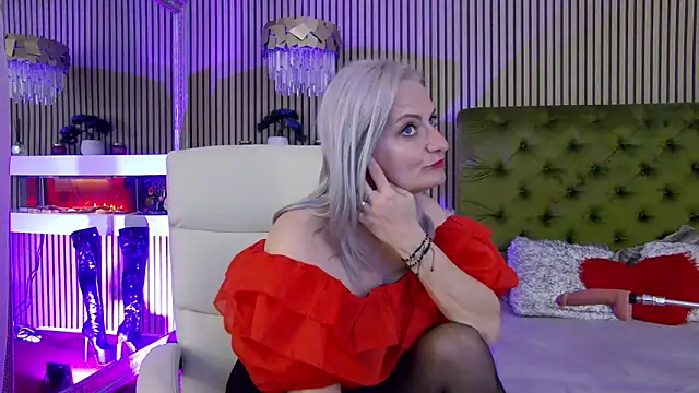 LadyTouch: онлайн-секс-чат