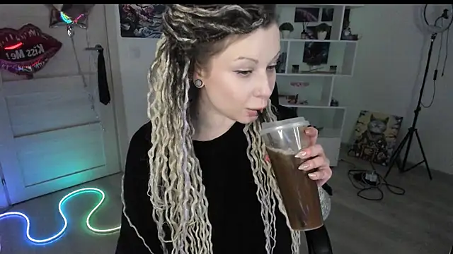 HoneySallyMoore – Live XXX-chat