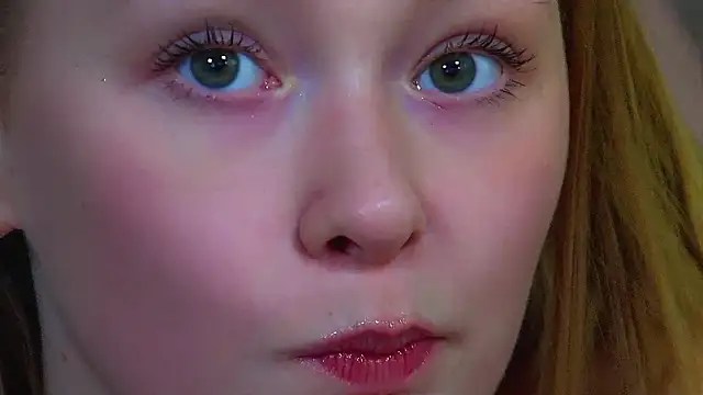 AgataFoxley élő XXX-chatje