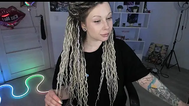 XXX chat uživo modela HoneySallyMoore