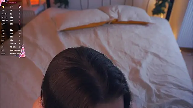 دردشة MirnaTellado الجنسية المباشرة