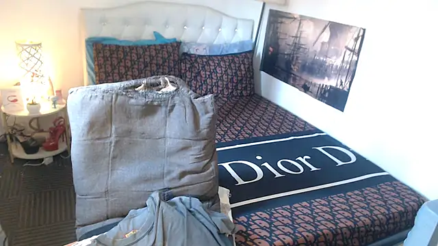 NinaDOM4CUM Pertunjukan Webcam