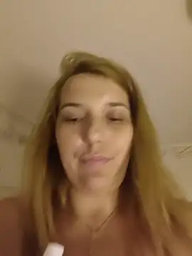 Sakura_2000 Chat XXX live