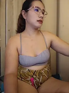 Kissy07 élő XXX-chatje