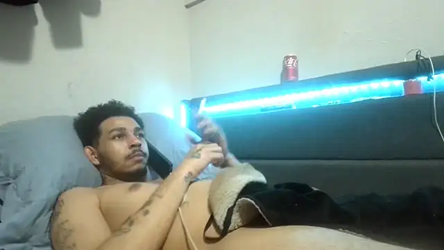 bigdickjojo69 webkamerás műsora