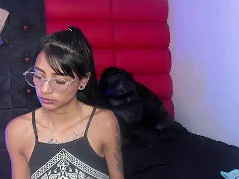 KarlaSlutSkinny__: απευθείας συνομιλία ΧΧΧ