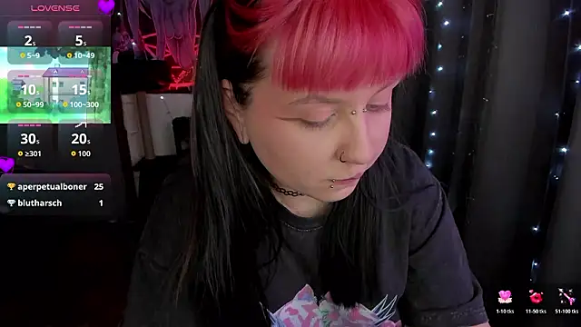 t0riayun0 Live XXX-Chat