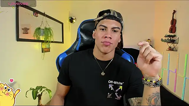 Damian_latinxxx's Live XXX Chat