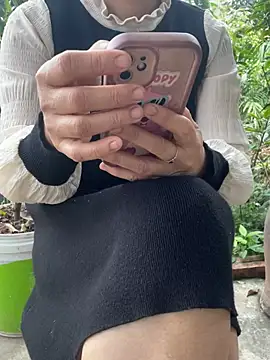 Yumi69 在線直播表演