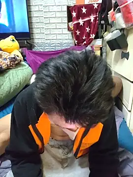 Christopher1024 在線直播表演