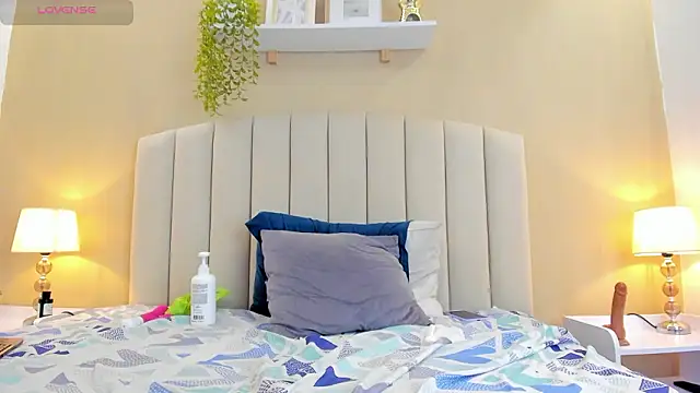 Rachel_Donnelly: онлайн-секс-чат