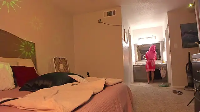 yiauana live XXX chat