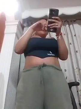 Keyla-30Queen Webcam Show