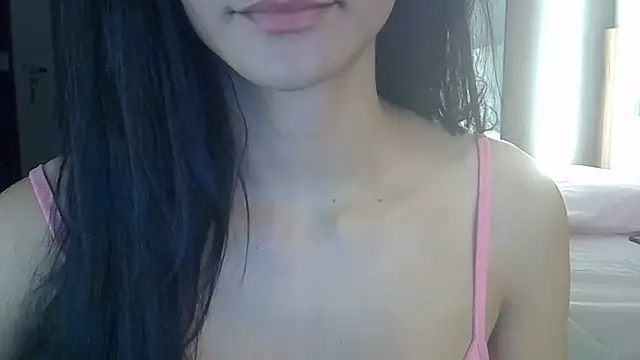 Chat XXX ao vivo de SkinnyKitten