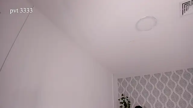 Zenith_glow live XXX chat