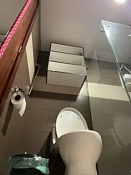 dani_belaのライブXXXチャット