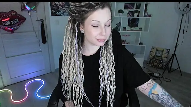 HoneySallyMoore's Live XXX Chat